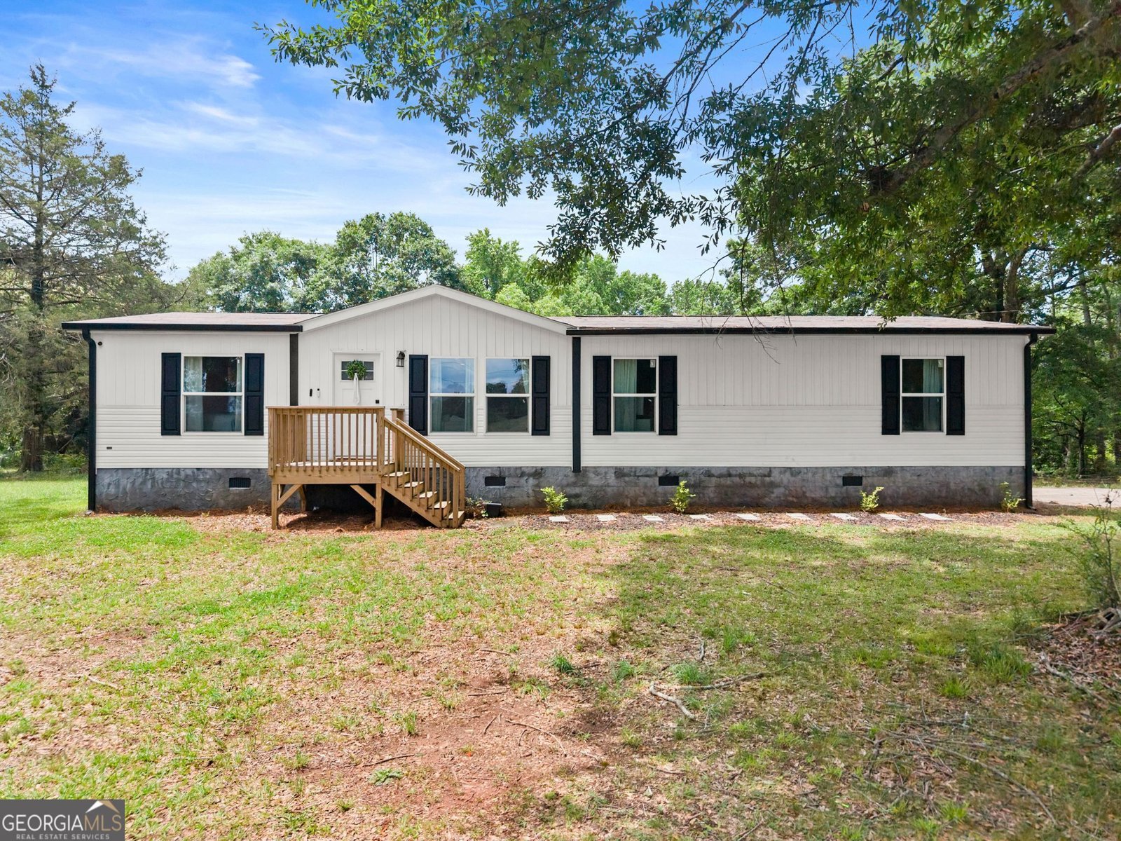 4046 Holly Springs Road Gillsville - main photo