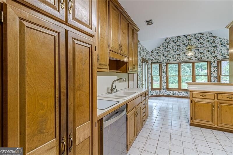 10625 Haynes Forest Drive Alpharetta - Photo 12