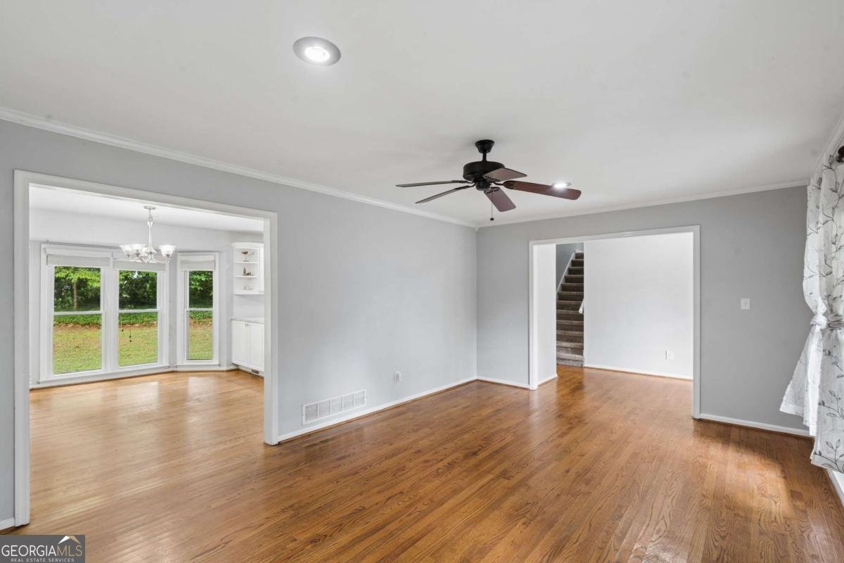 441 Village Green Court Lilburn - Photo 9