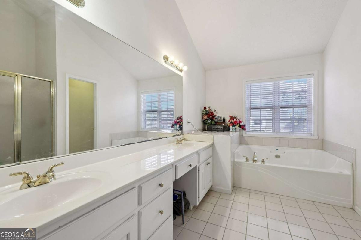 2655 Lake Commons Court Snellville - Photo 15