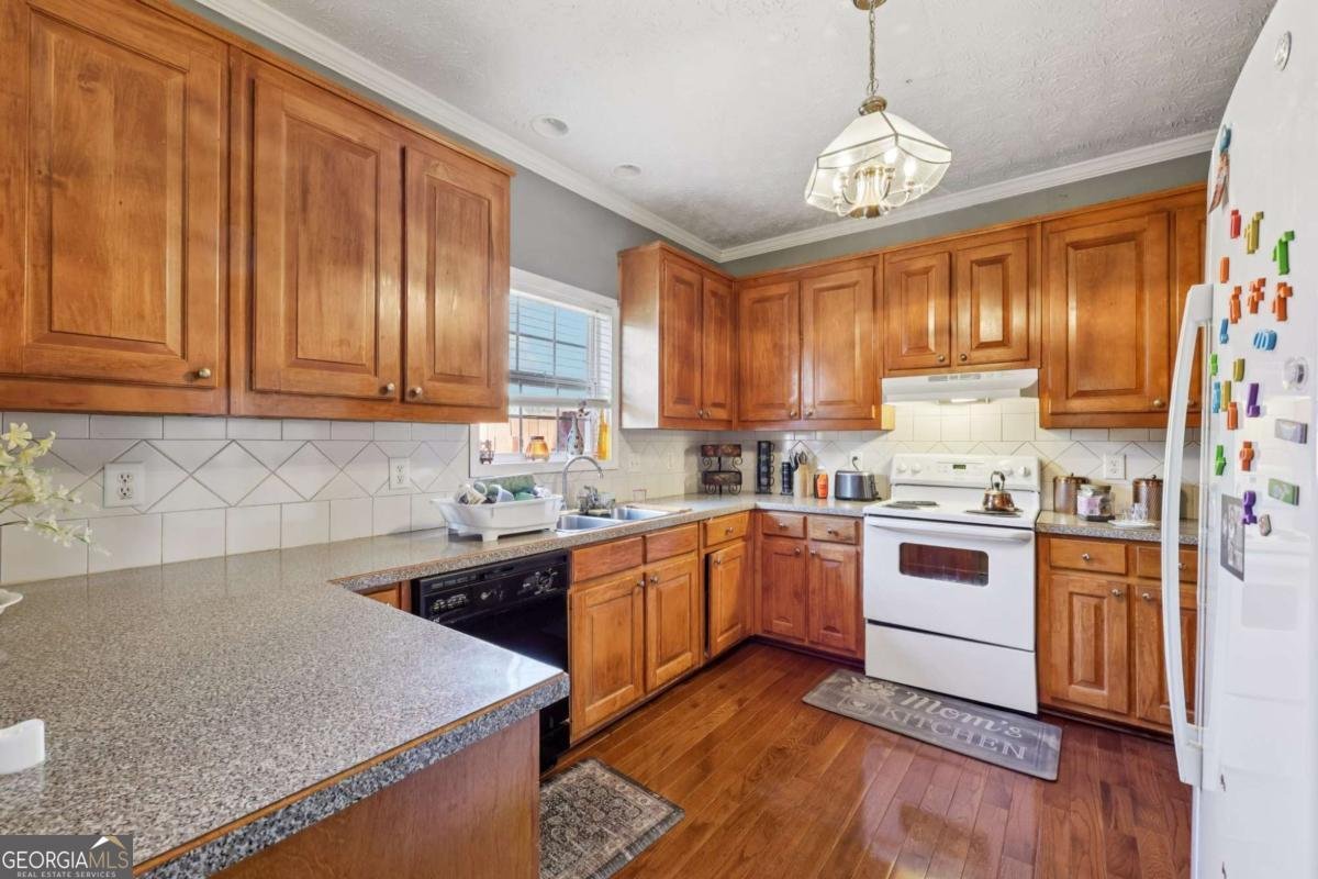 2655 Lake Commons Court Snellville - Photo 8
