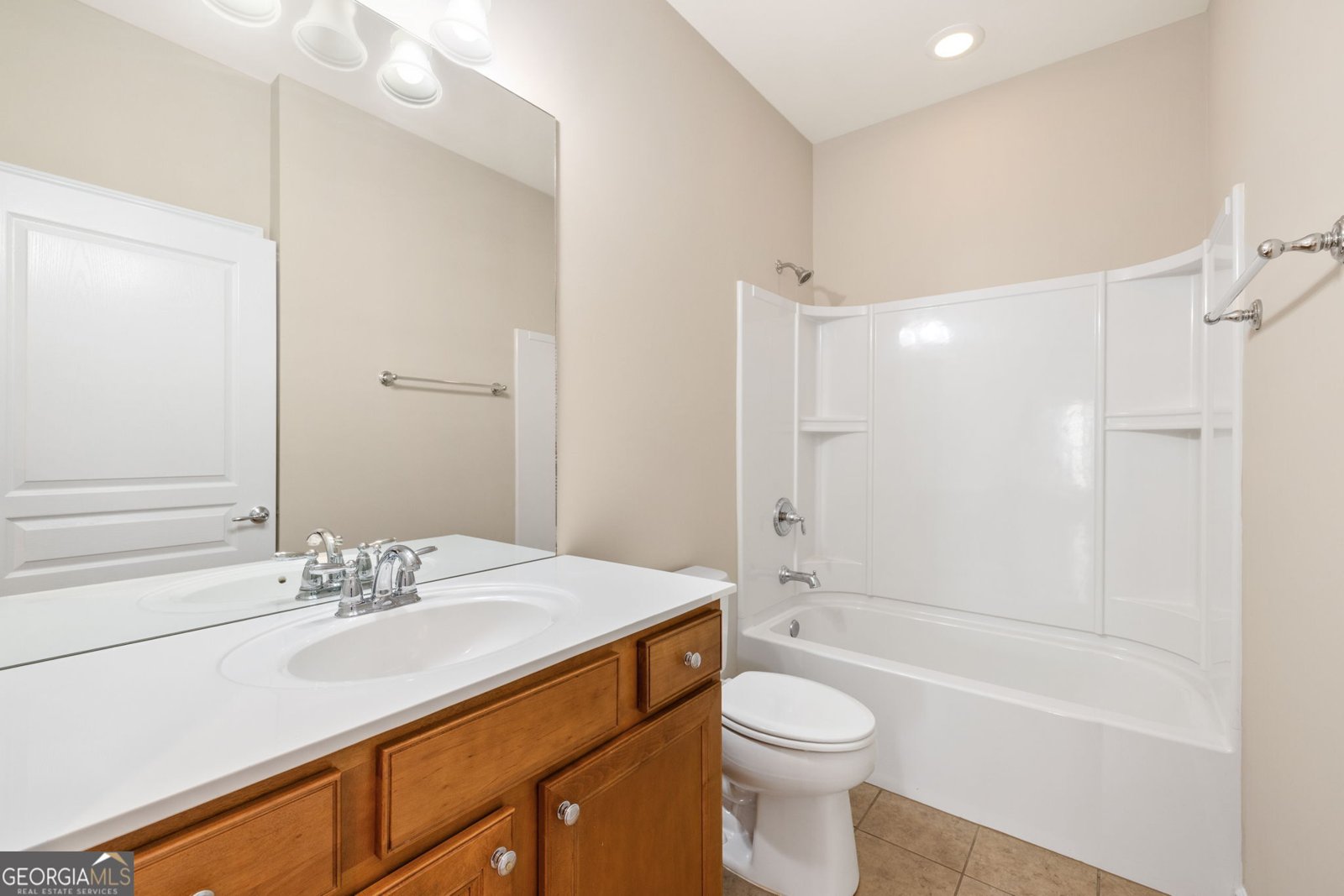 6413 Monarch Court Hoschton - Photo 8