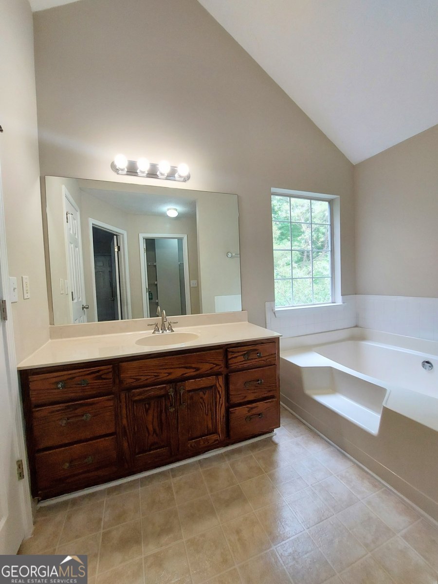 2737 Crestworth Lane Buford - Photo 14