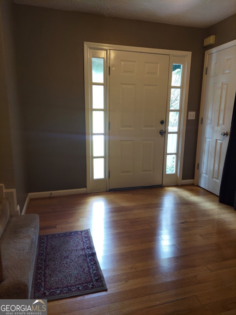 2737 Crestworth Lane Buford - Photo 32