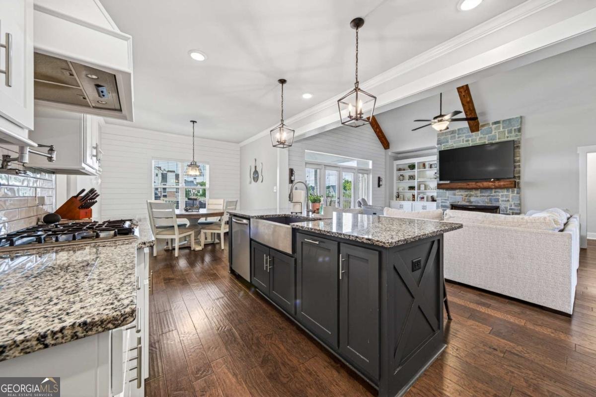2141 Gallop Way Bogart - Photo 22