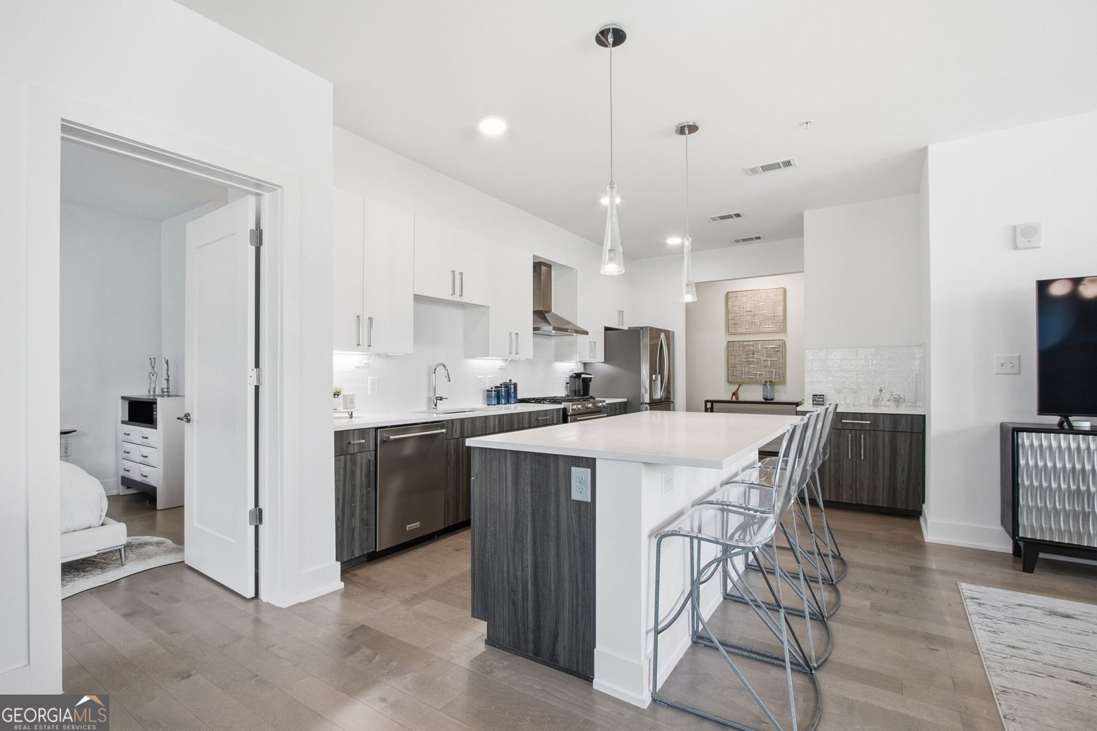 Photo 5