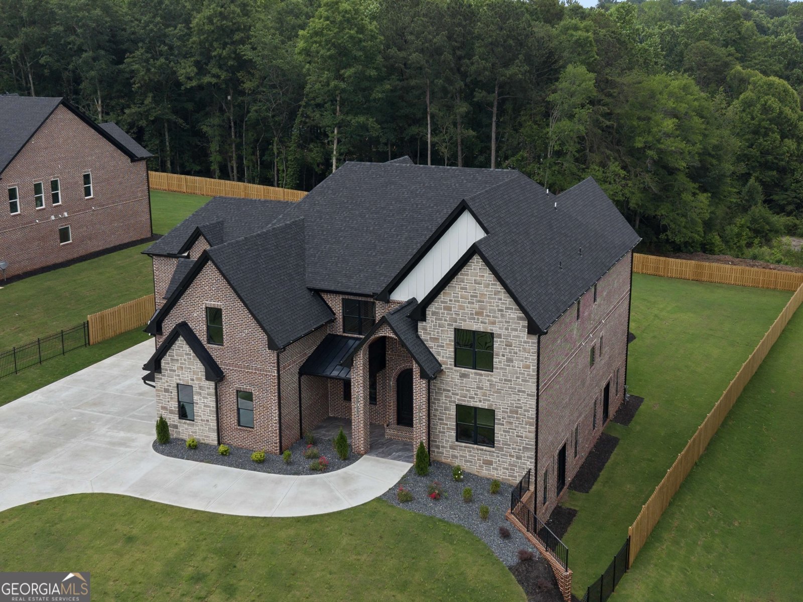 405 Thunder Road Buford - Photo 7