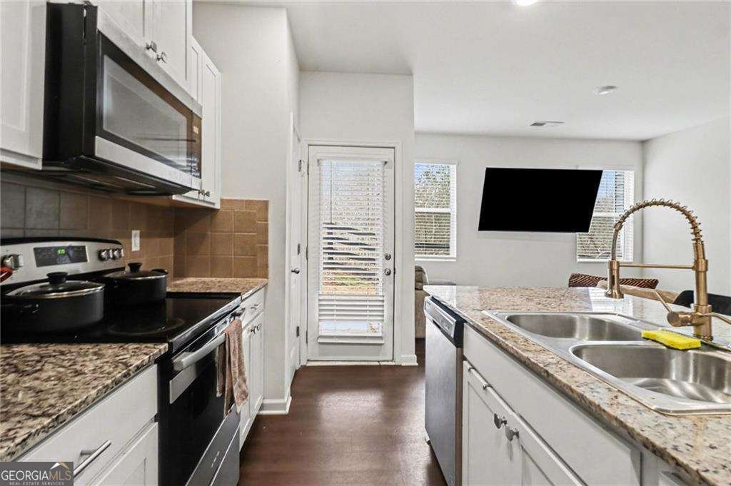 5699 Union Pointe Drive Union City - Photo 9