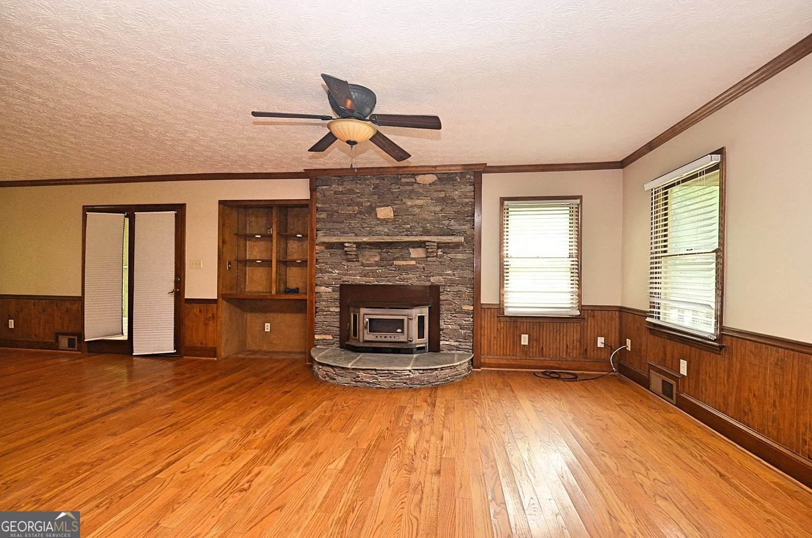 1140 Kinnett Road Covington - Photo 8