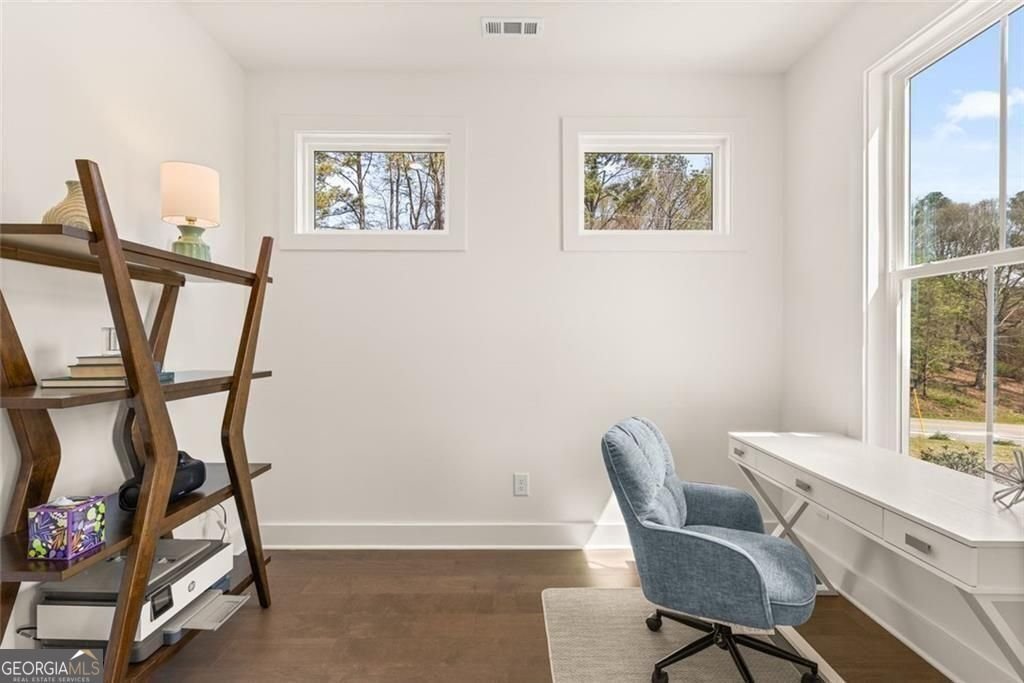 8290 Creekside Overlook Drive Gainesville - Photo 13