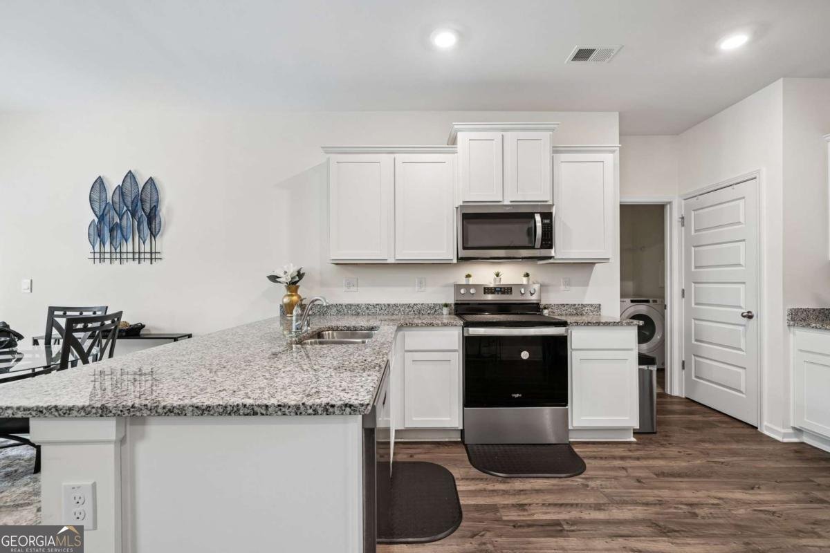 8592 Seabiscuit Road Lithonia - Photo 6