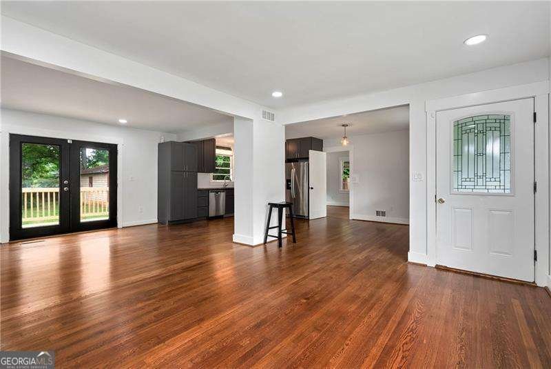 144 Windy Hill Road Marietta - Photo 10