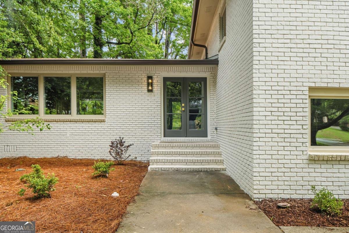 2820 Ponderosa Circle Decatur - main photo