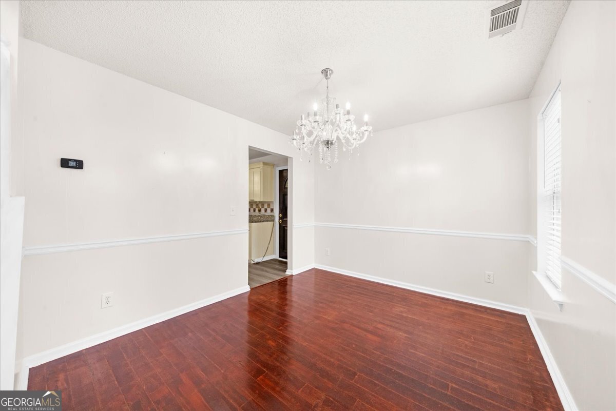 6940 Pompas Court Douglasville - Photo 10