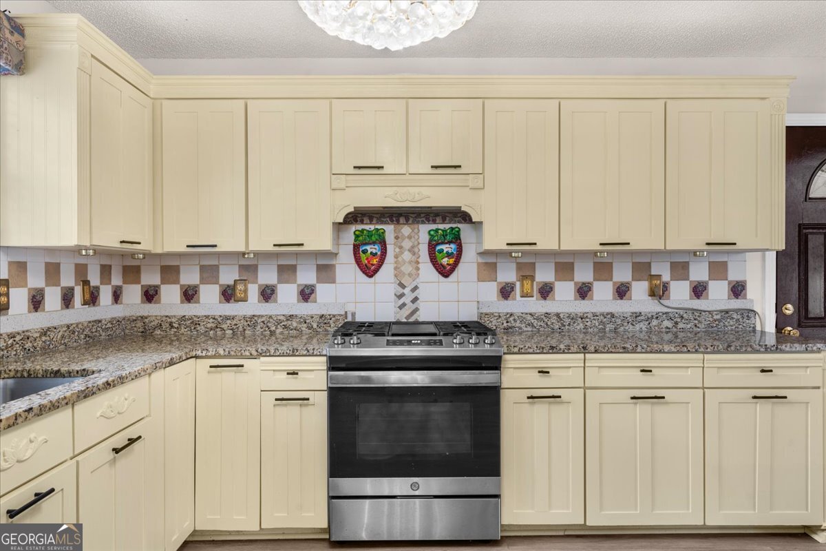 6940 Pompas Court Douglasville - Photo 21