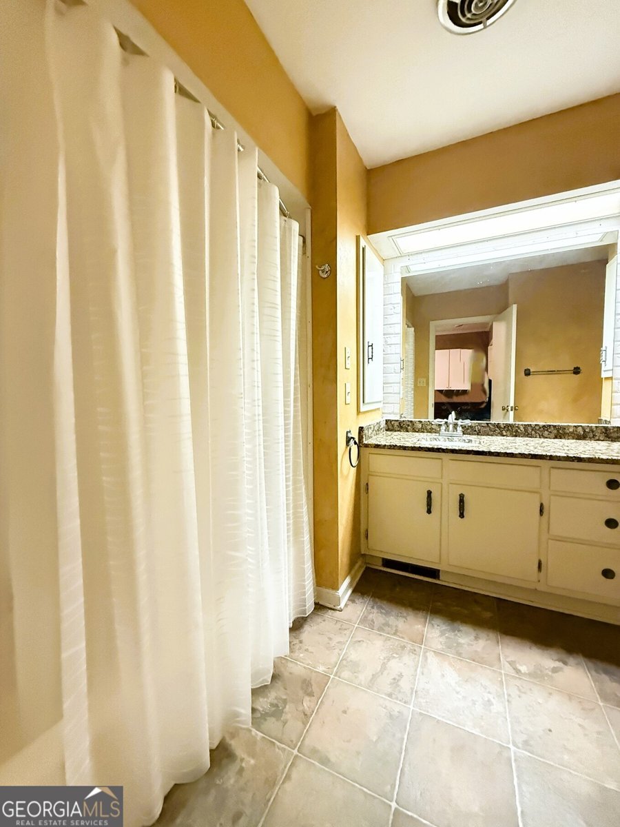 409 Edwards Street Elberton - Photo 10