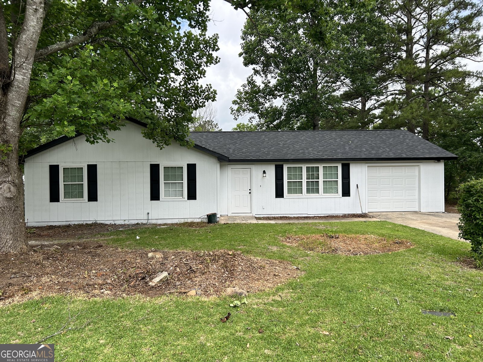 103 Highpoint Drive Warner Robins - main photo