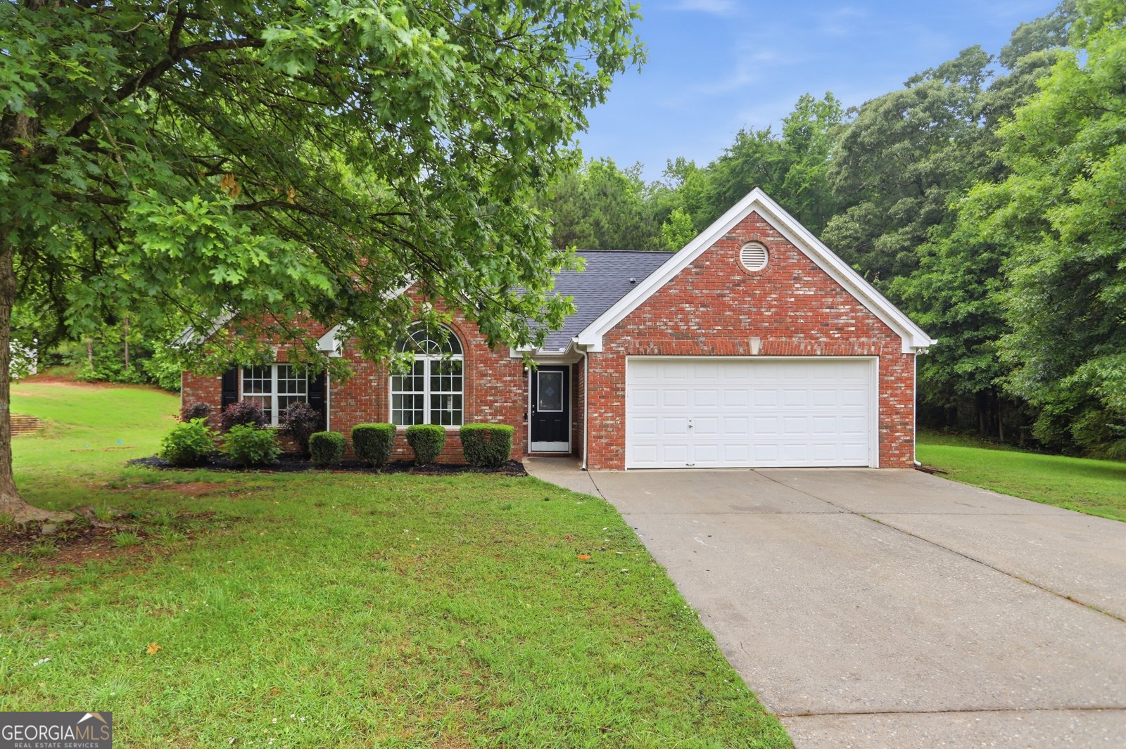 65 Williams Court Hoschton - main photo