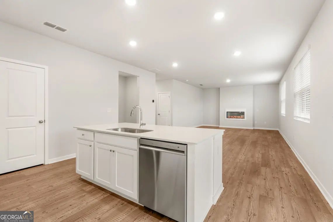 4129 Thronbud Road South Fulton - Photo 10