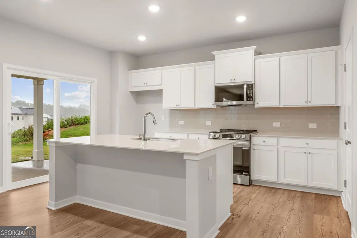 4129 Thronbud Road South Fulton - Photo 8