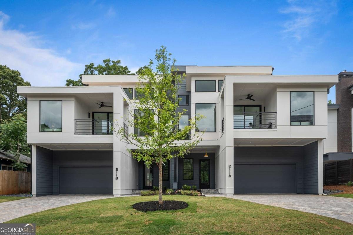 211 Wilbur Avenue Atlanta - main photo