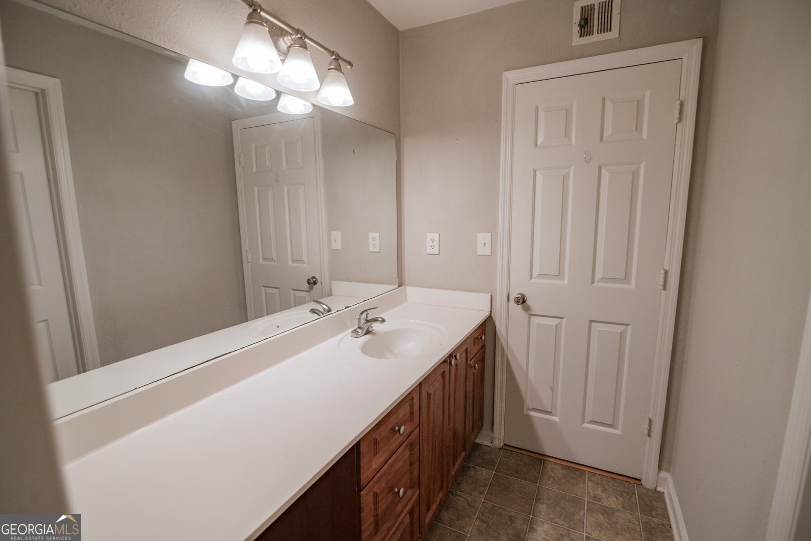 204 Brittany Court Duluth - Photo 11