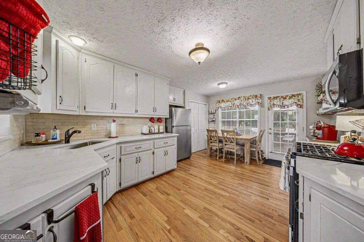 200 Taylors Farm Drive Holly Springs - Photo 7