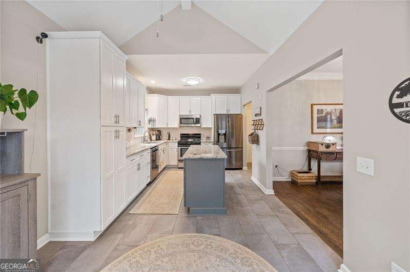 2376 Battle Forest Drive Marietta - Photo 13