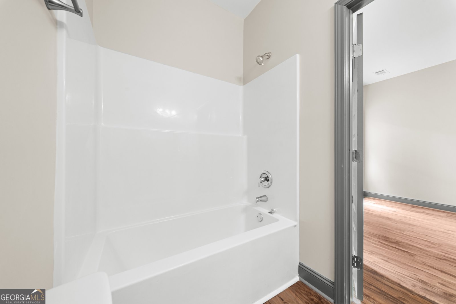 130 Woods Avenue Portal - Photo 10