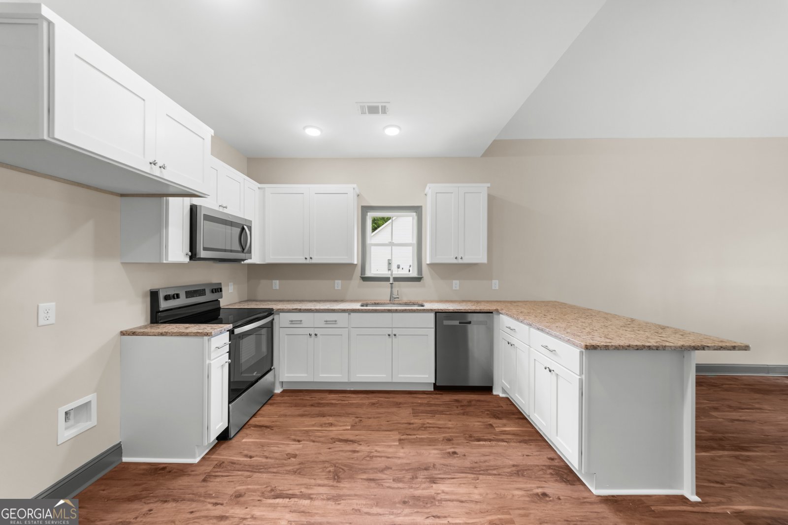 130 Woods Avenue Portal - Photo 6