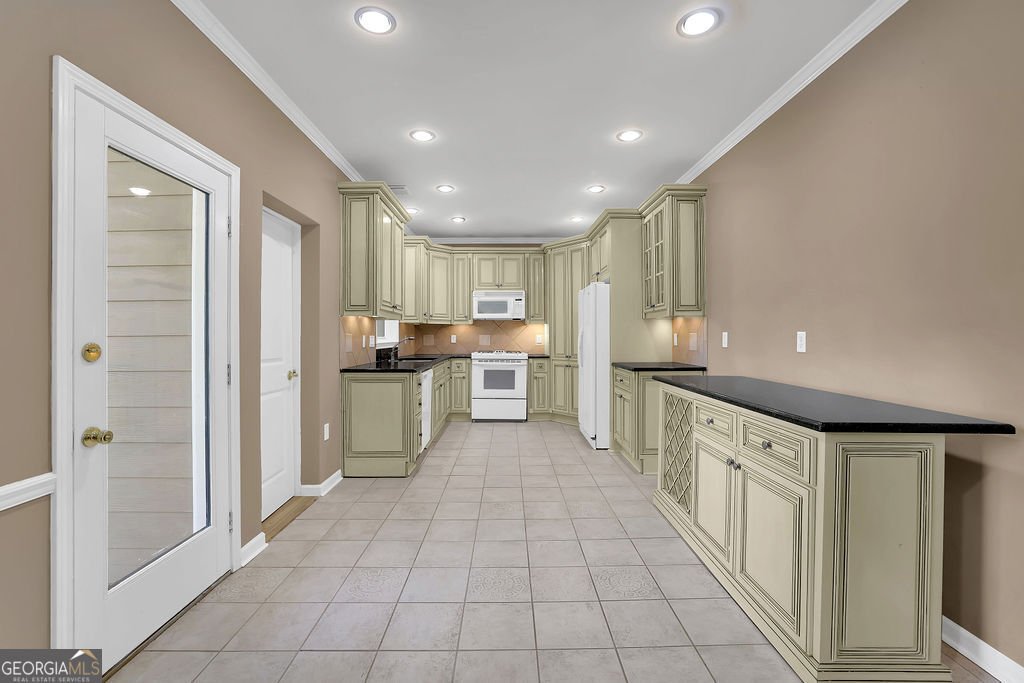 1340 Eryn Circle Suwanee - Photo 46