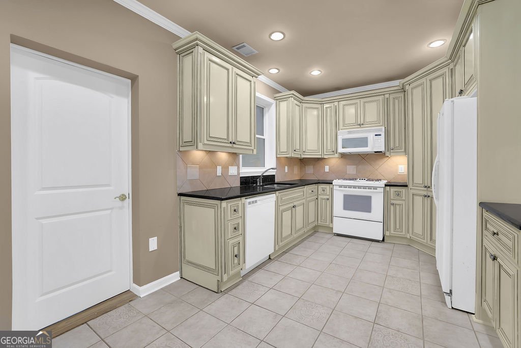 1340 Eryn Circle Suwanee - Photo 47