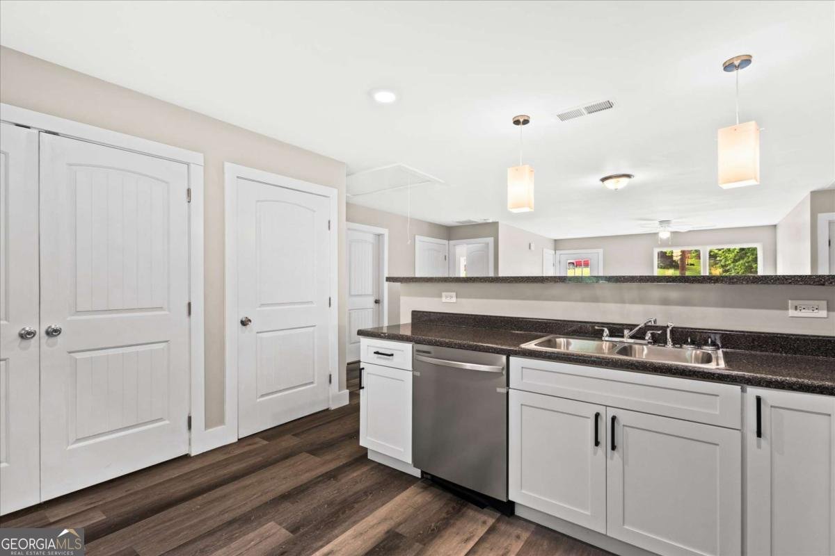 3730 Clearwater Dr Atlanta - Photo 19