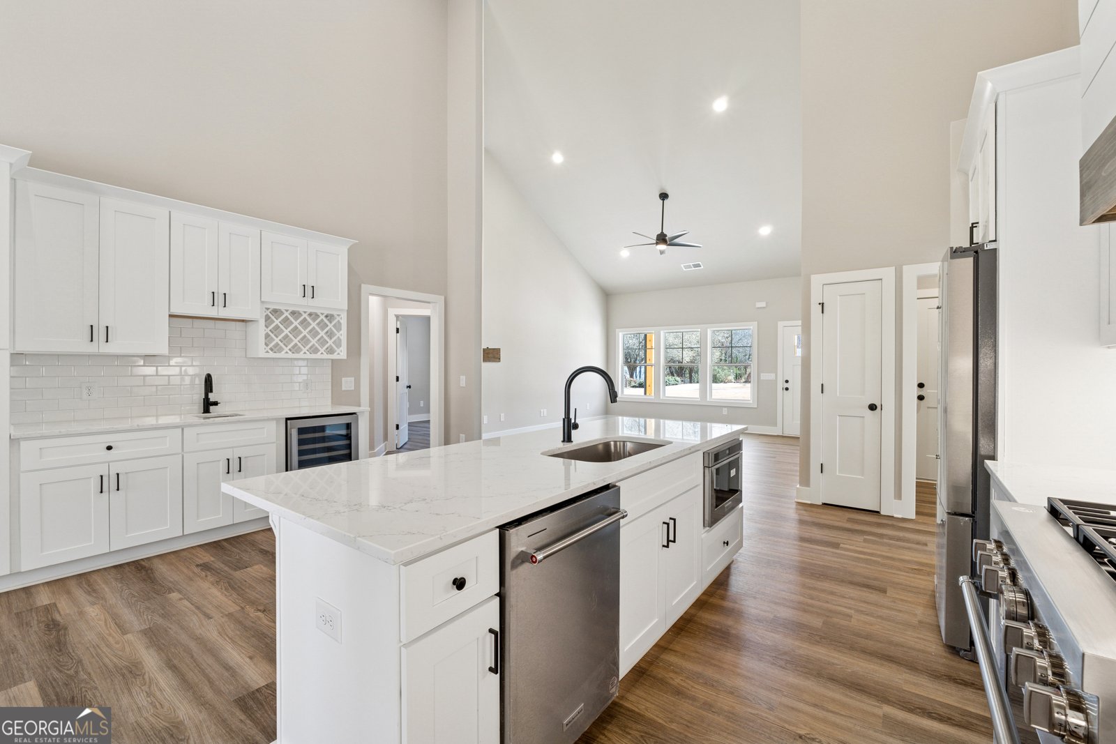 9130 Lisa Circle Gainesville - Photo 10