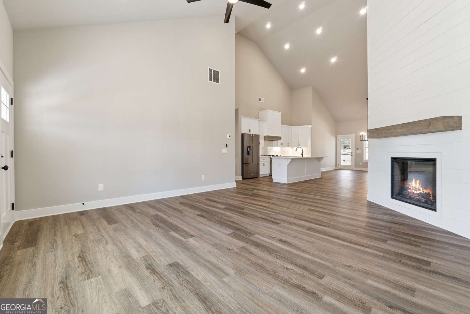 9130 Lisa Circle Gainesville - Photo 6