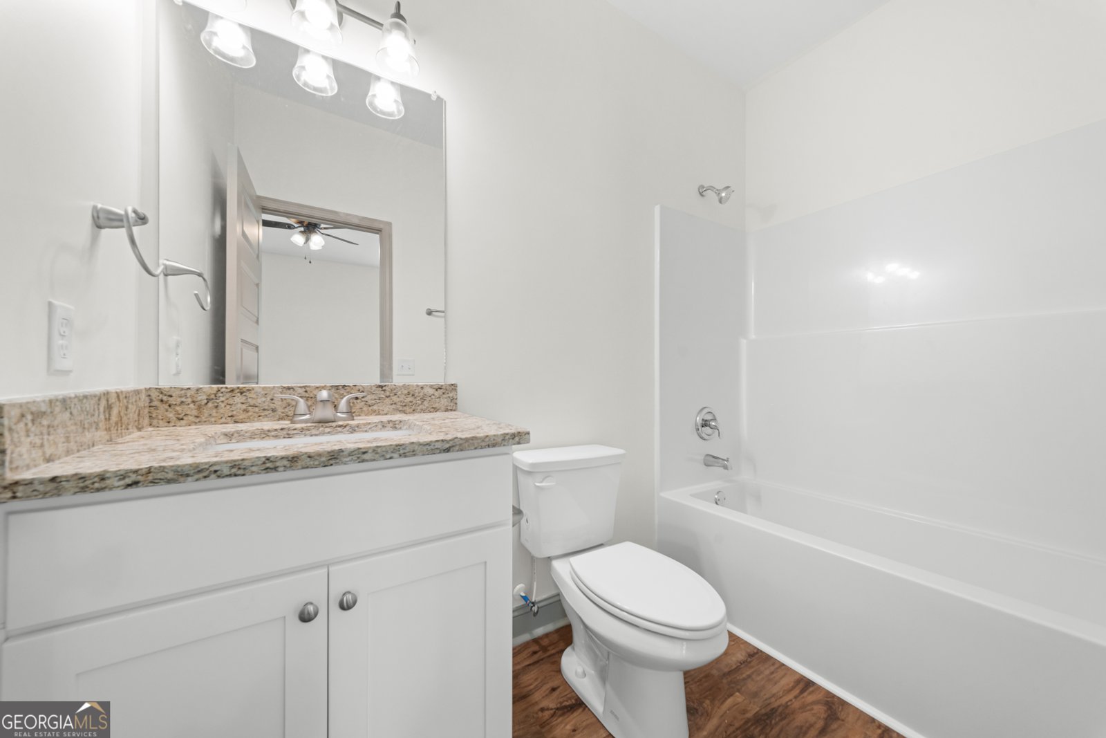 126 Woods Avenue Portal - Photo 11