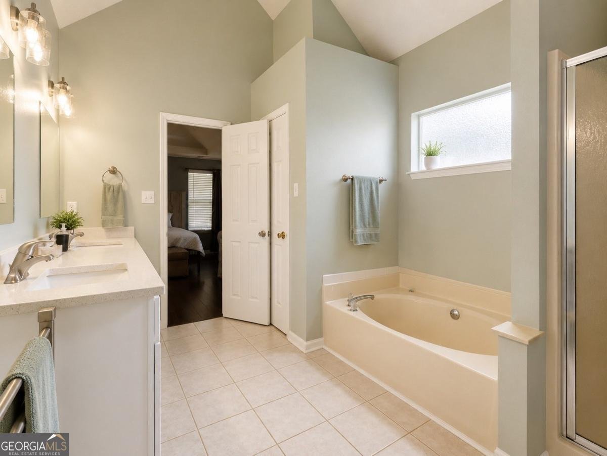 225 Autumn Woods Drive Warner Robins - Photo 16
