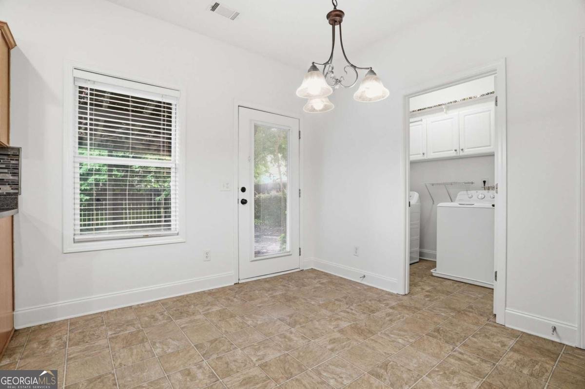 4122 Creekrun Circle Buford - Photo 15