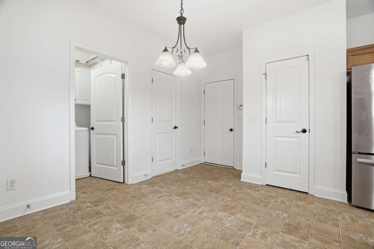 4122 Creekrun Circle Buford - Photo 18