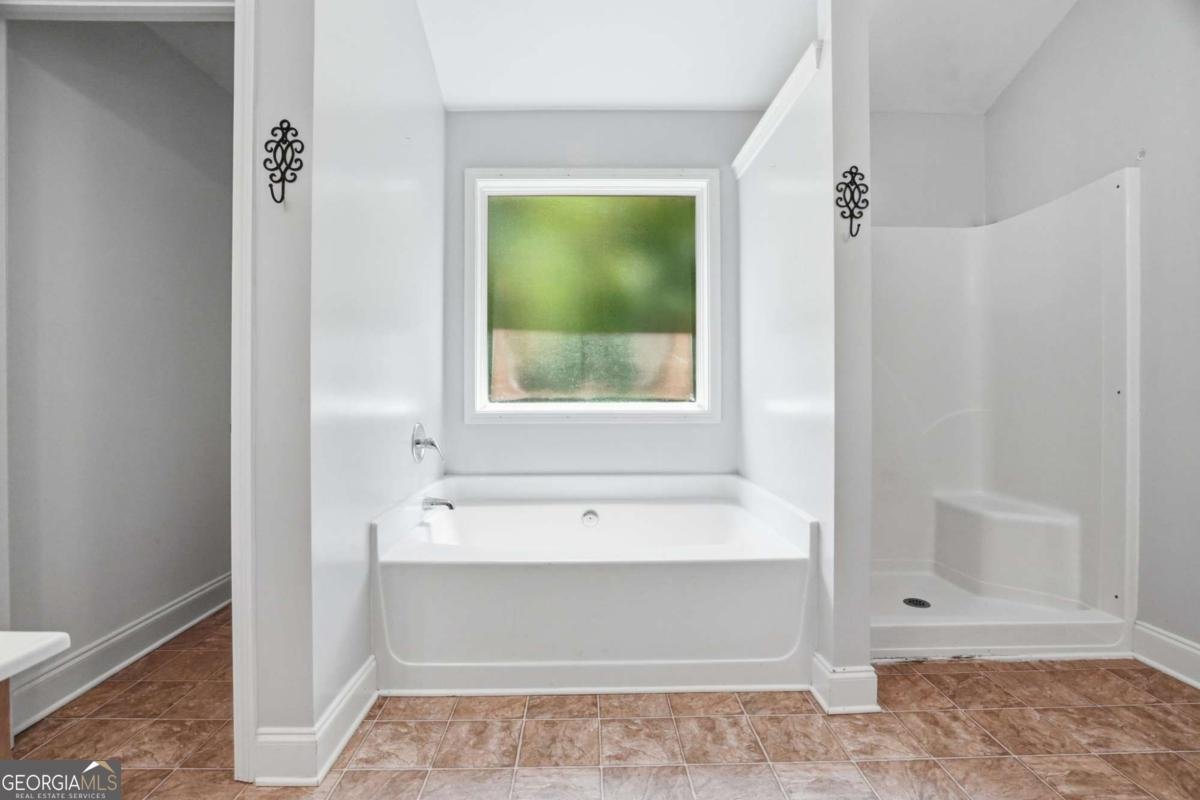 4122 Creekrun Circle Buford - Photo 27