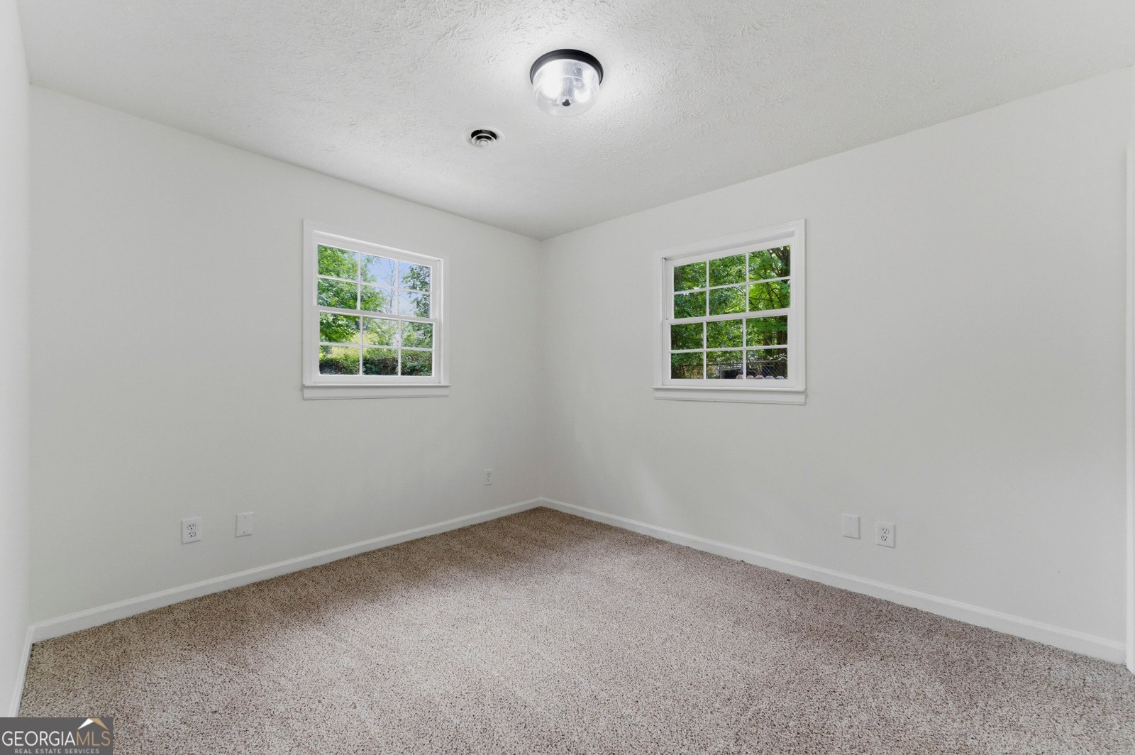 5824 Oakleaf Way Stone Mountain - Photo 13