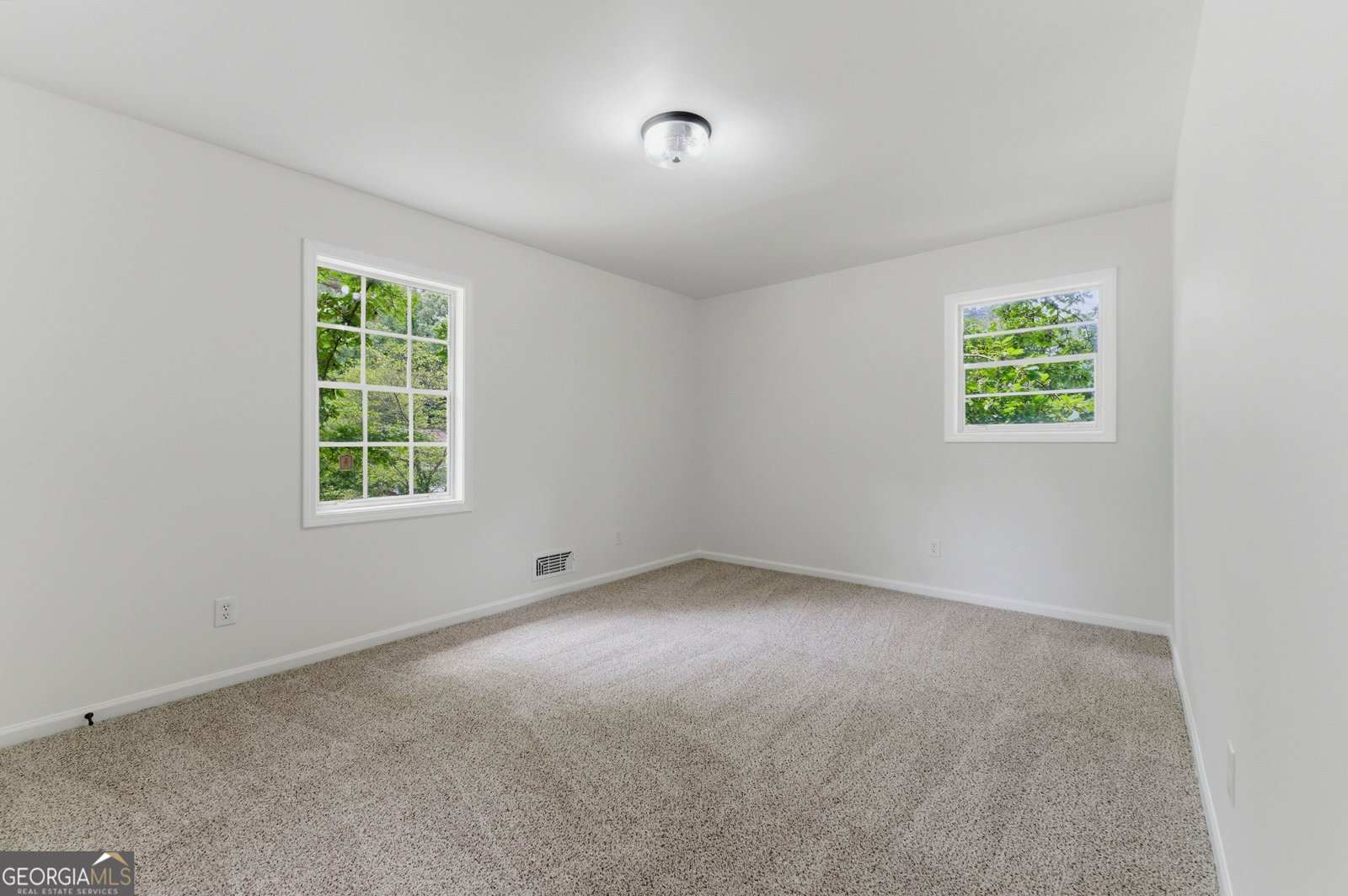 5824 Oakleaf Way Stone Mountain - Photo 16