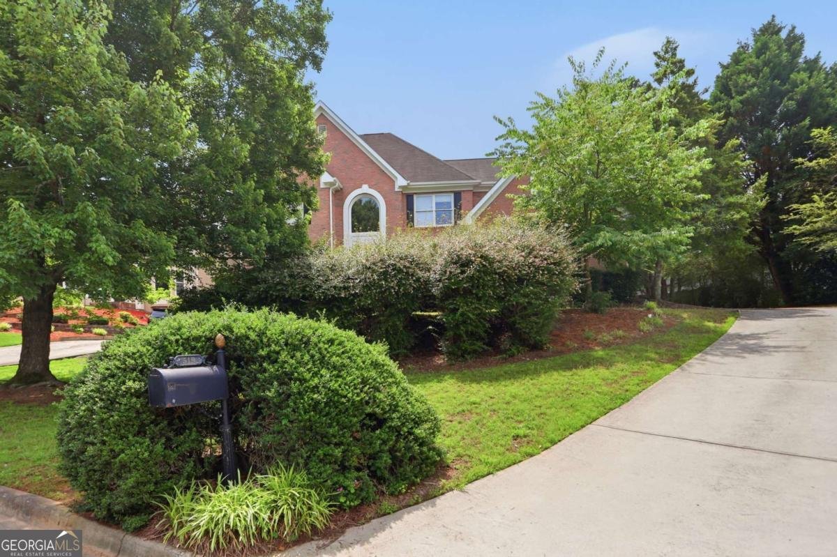 519 Emerald Lake Lane Buford - main photo