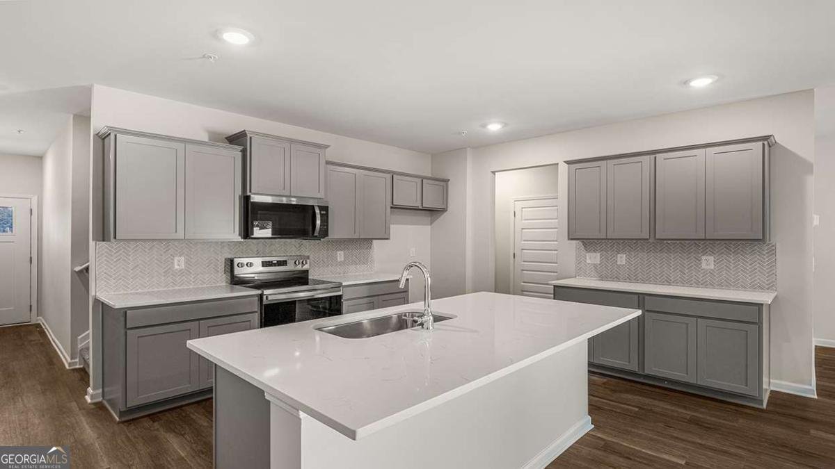 220 Sound Circle Stockbridge - Photo 8