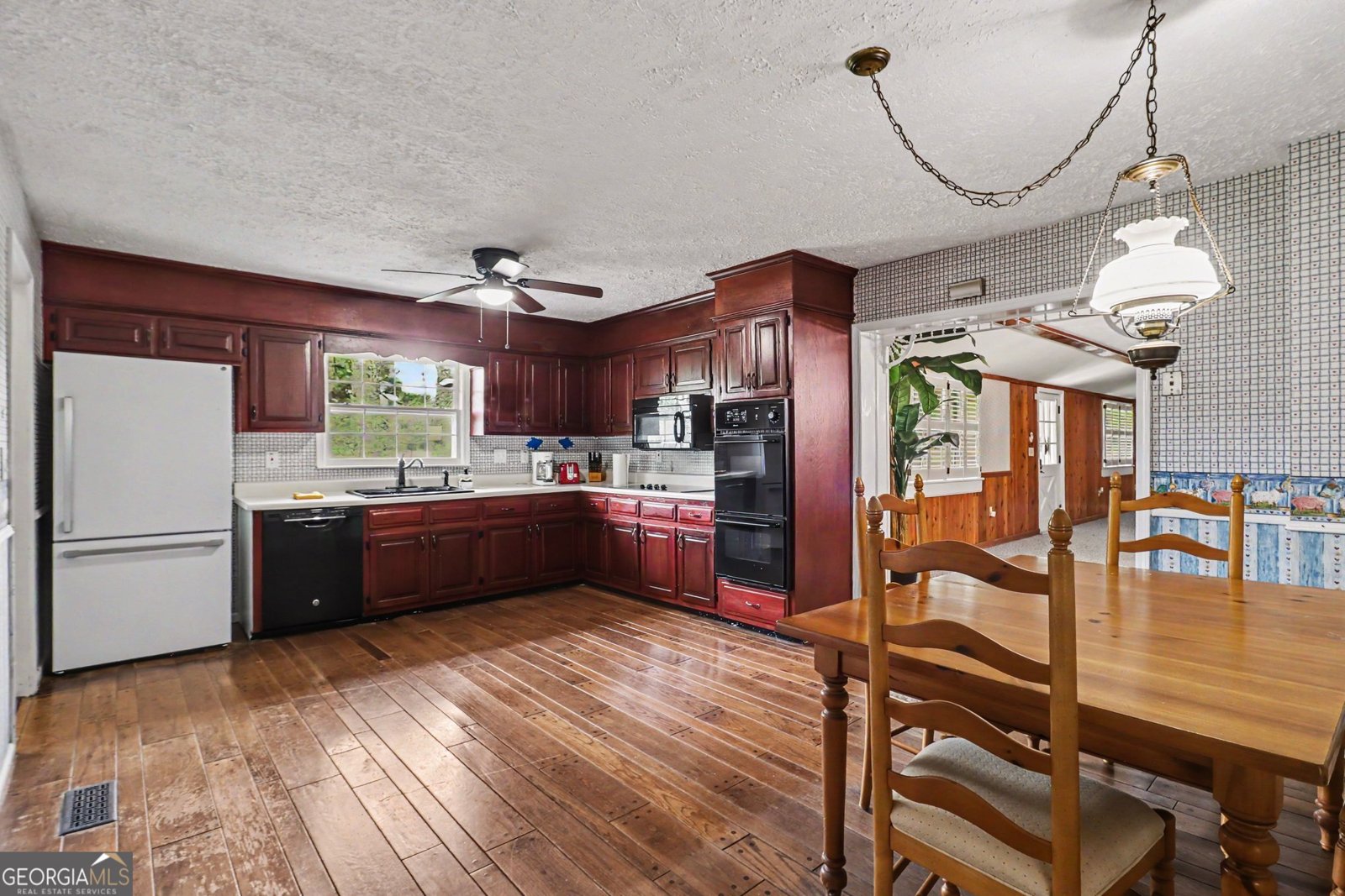 525 Lawshe Road Senoia - Photo 8