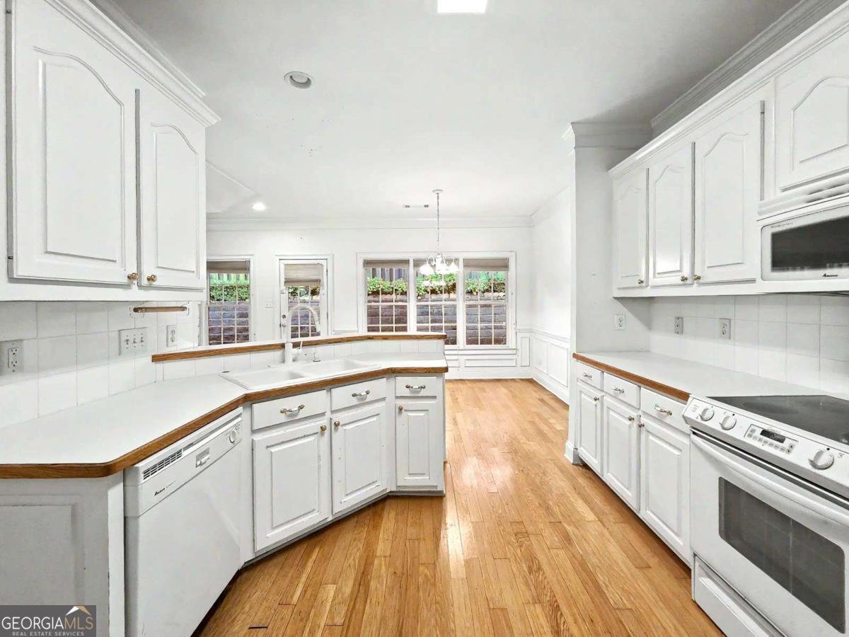 2340 Stockton Walk Lane Snellville - Photo 13