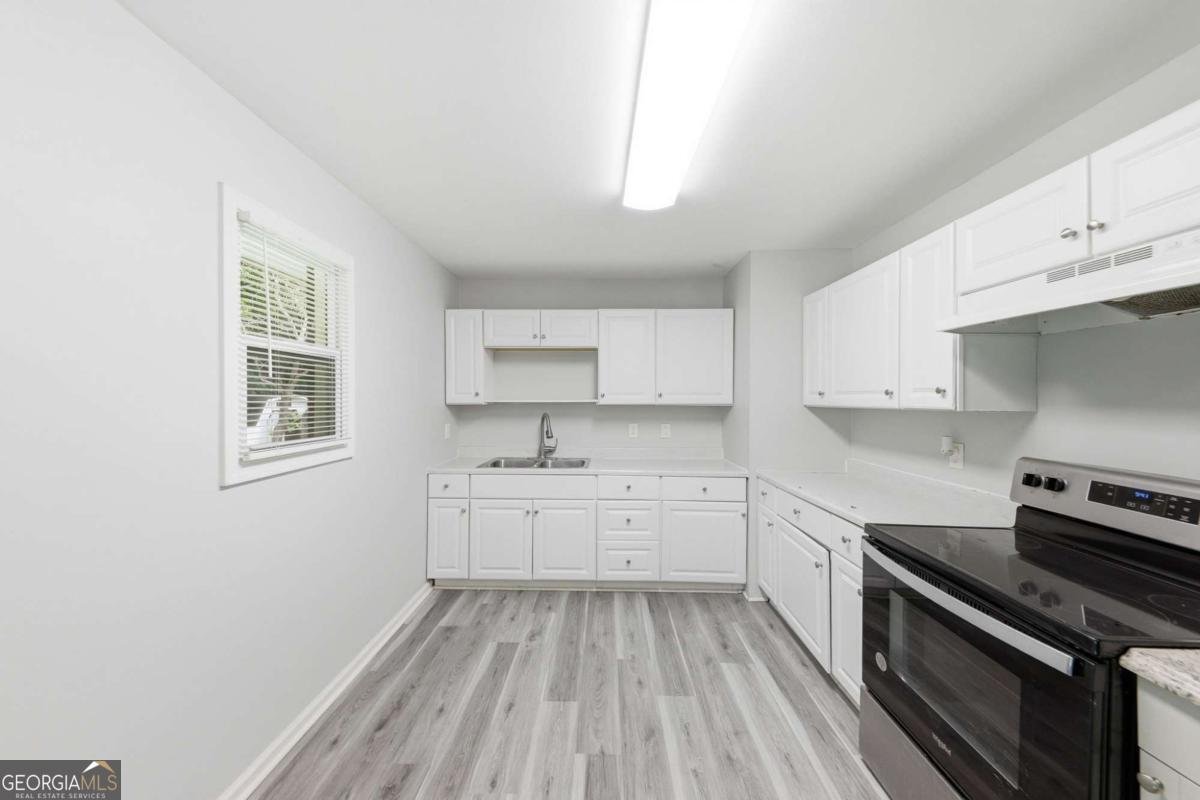2463 Montezuma Circle Ellenwood - Photo 8