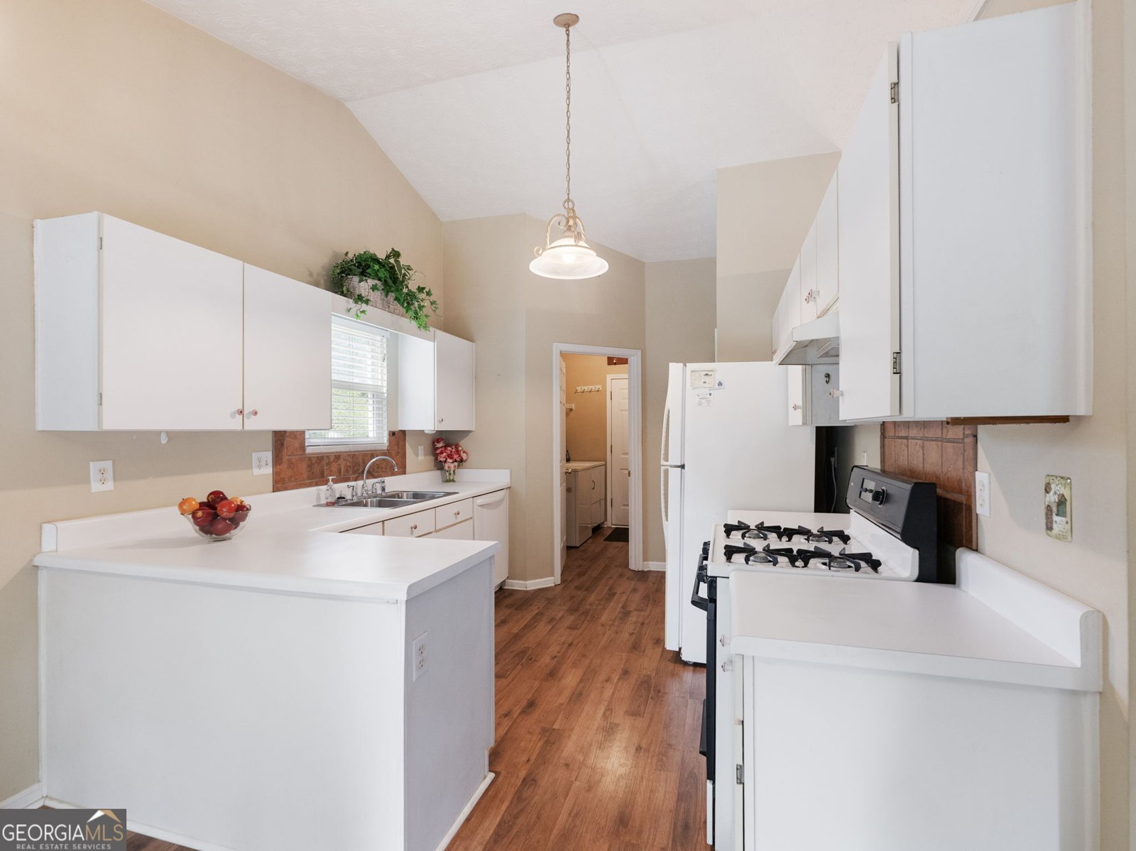 7019 Valley Forge Drive Flowery Branch - Photo 4