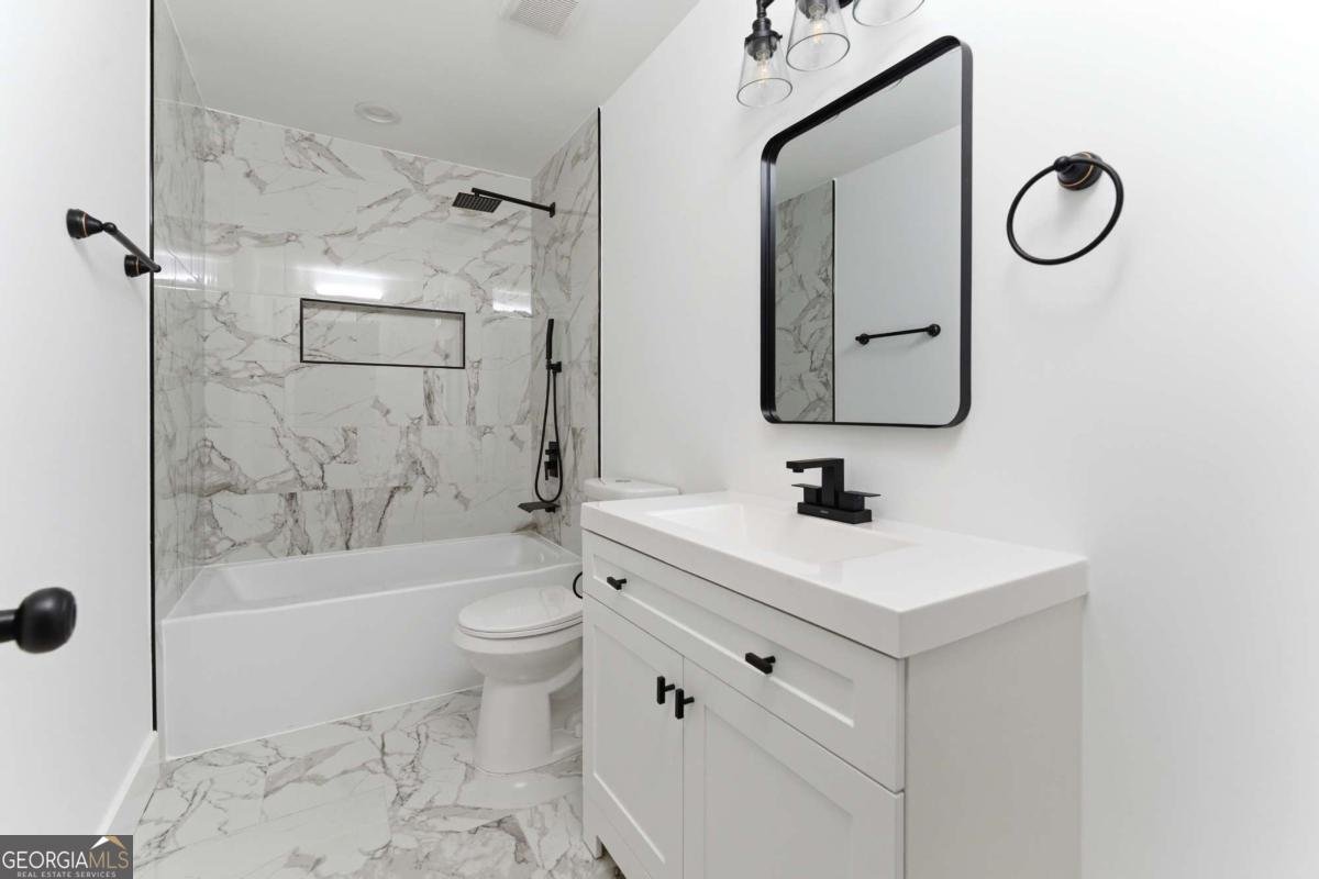 6118 Biscayne Drive Forest Park - Photo 16