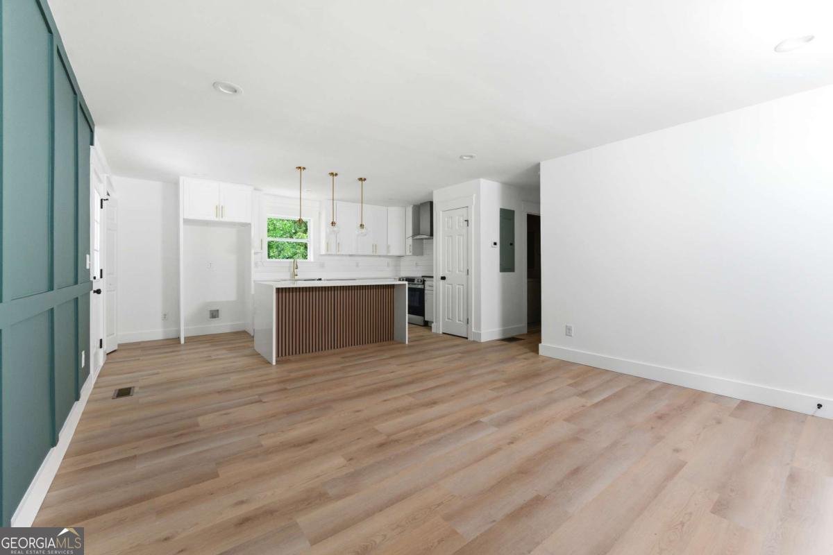 6118 Biscayne Drive Forest Park - Photo 8